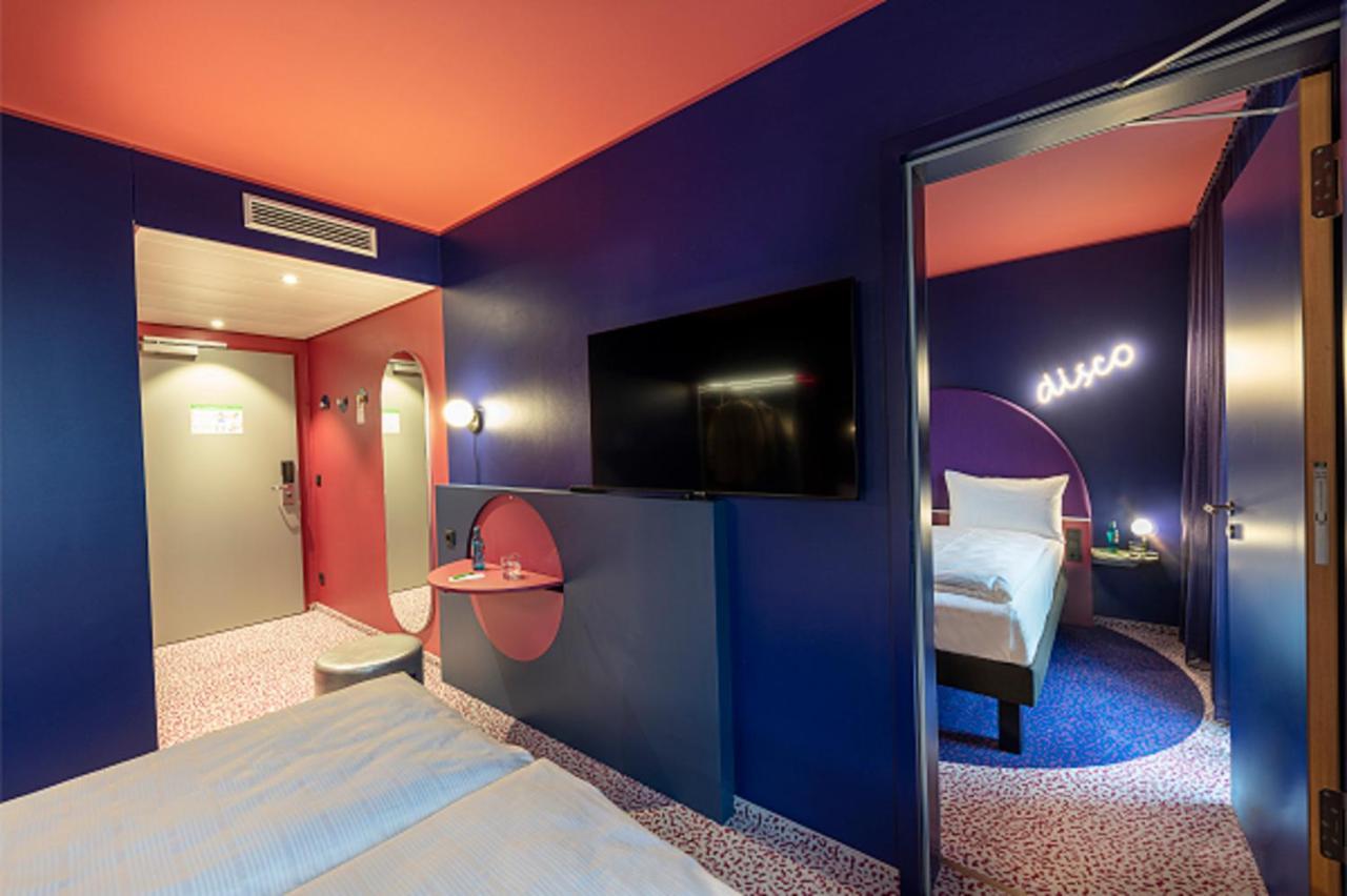 Ibis Styles Muenchen Perlach エクステリア 写真